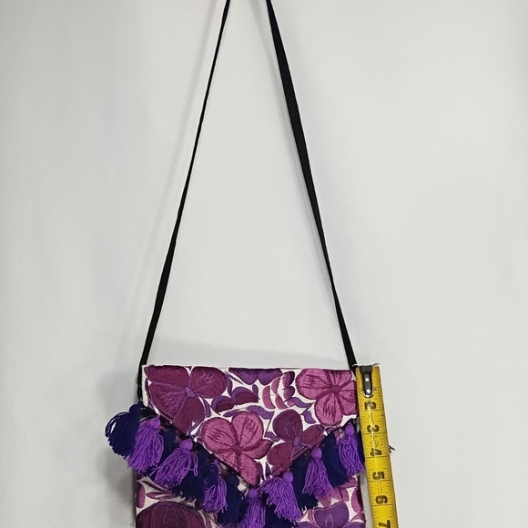 Purple Floral Tassel Women's Bag new w out tags - Picture 4 of 9